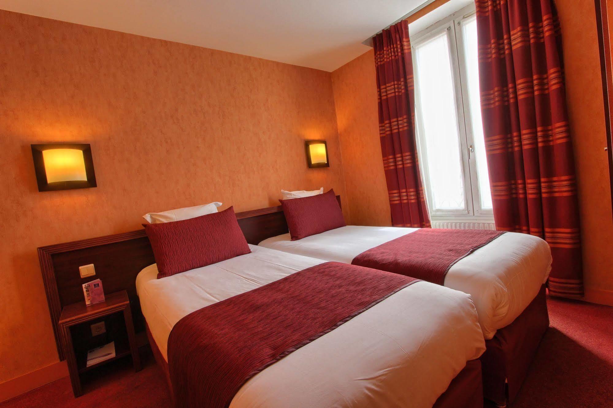 Hotel Timhotel Gare De Lyon 3*